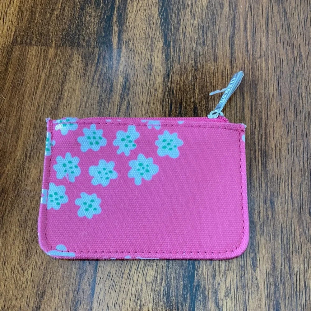 NEW Marimekko for CLINIQUE Pink Floral Daisy Card Holder Small NWOT